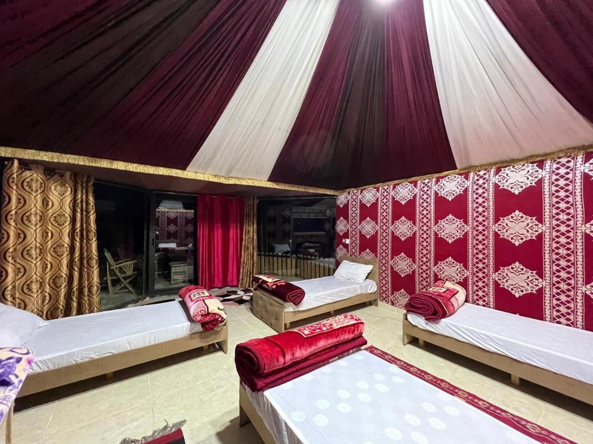 Bedouin Holidays Camp And Jeep Tours Wadi Rum Eksteriør bilde