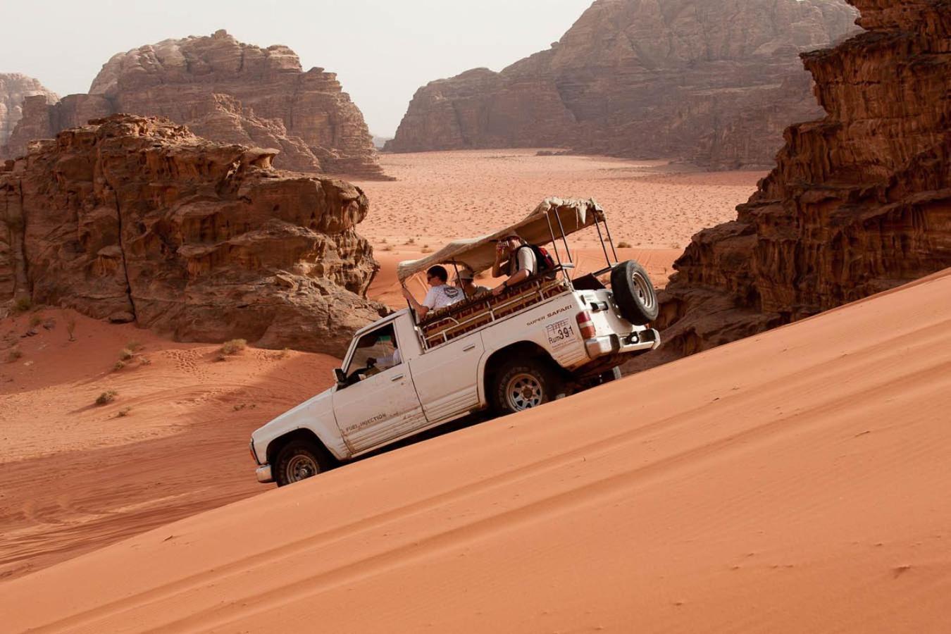 Bedouin Holidays Camp And Jeep Tours Wadi Rum Eksteriør bilde